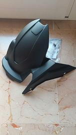 Parafango posteriore hugger Suzuki GSX-8S / GSX-8R