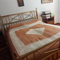 letto in ferro con rete materassi e comodini 