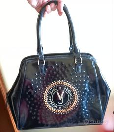 Borsa laccata nera Versace Jeans