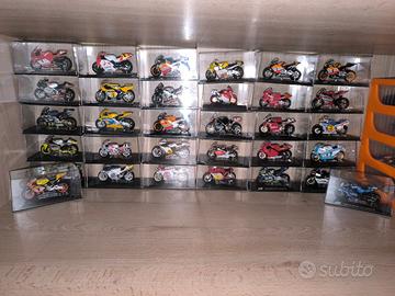 collezione di 32 modellini motogp d'epoca