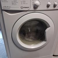 Lavatrice Indesit 6 kg - IWC 61052