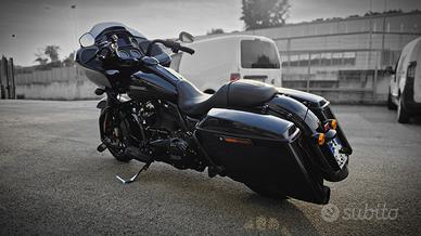 Harley davidson touring road glide special