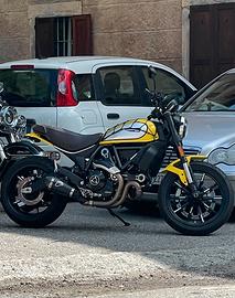 Ducati dcrambler 800