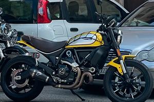 Ducati dcrambler 800