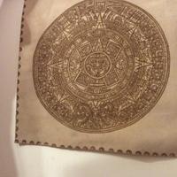 Calendario Maya su pelle tortora