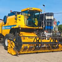 Mietitrebbia New Holland TC 5080 HillSide 4 wd