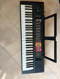 tastiera elettronica Yamaha PSR-F51.