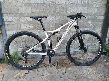 Specialized Epic Comp biammortizzata in carbonio M