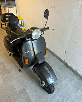 Vespa PX 125 arcobaleno conservato