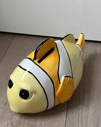 Salvadanaio pesce pagliaccio vintage in ceramica.