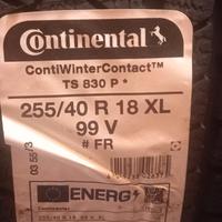 gomme 255/40/R18