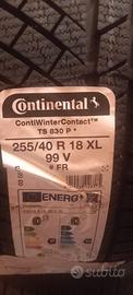 gomme 255/40/R18