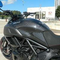 ACCESSORI RICAMBI CARBONIO DUCATI DIAVEL 1200