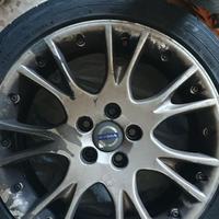 Cerchioni Volvo con gomme