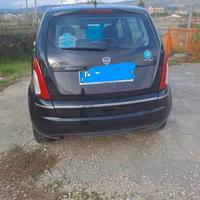 Auto  Lancia Musa