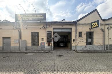CAPANNONE A TORINO