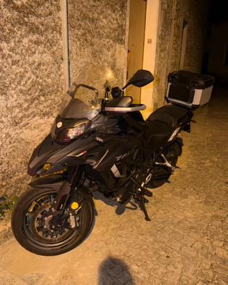 Benelli trk 502