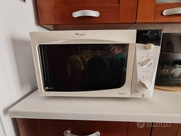 Forno microonde 