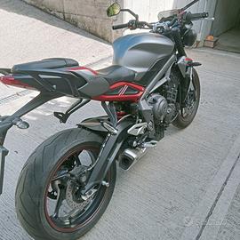 Triumph Street Triple - 2022