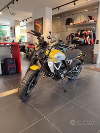 Ducati Scrambler icon 800 giallo anno 2026