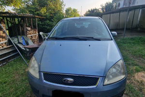 Ford Focus C-Max da riparare