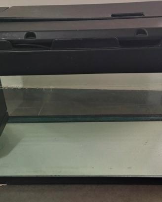 Acquario 120lt con lampada 