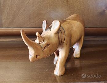Rinoceronte, scultura in legno etnica africana