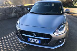 Suzuki Swift 1.2 Hybrid Top