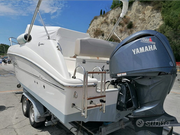 Barca a motore capelli cap 25 wa