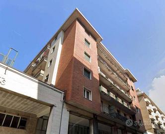 Immobile in asta di 114 m² con 5 locali a Genova