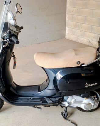 Piaggio Vespa LX 150