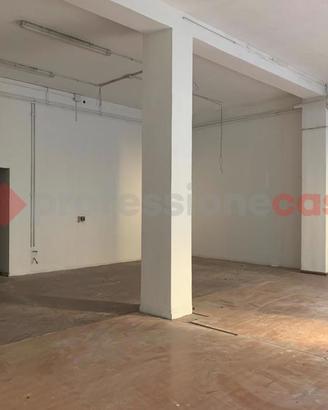 Negozio Arezzo [RIF C1147ACG]