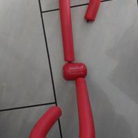 Attrezzo fitness per gambe e braccia