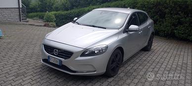 volvo v 40 diesel anno2018