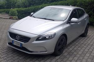 volvo v 40 diesel anno2018