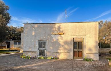 VILLA SINGOLA A FRANCAVILLA FONTANA