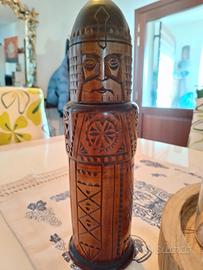 souvenir intagliato a mano divinita norrena /slava