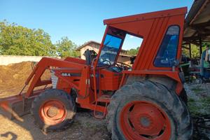Carraro 68.4 con pala anteriore