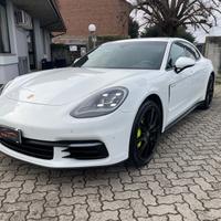 Porsche Panamera 2.9 4 E-Hybrid pacchetto Night