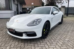 Porsche Panamera 2.9 4 E-Hybrid pacchetto Night