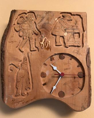 Orologio artigianale in legno