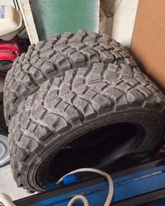 Gomme track 205/70/15