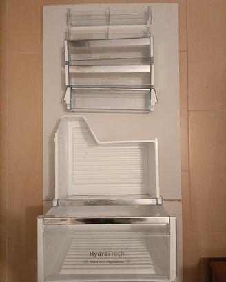 SOLO ricambi per frigo Bosch modello KIL82AF30