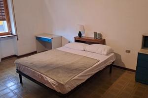 Stanza matrimoniale uso singola