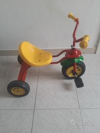 TRICICLO ROLLY TOYS