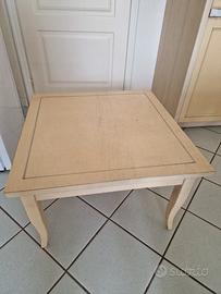 Tavolino da fumo in legno