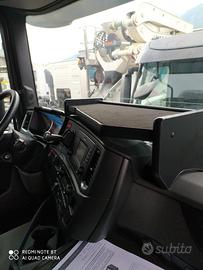 Mensola da cruscotto SCANIA serie 'R'