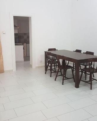 Tavolo in noce