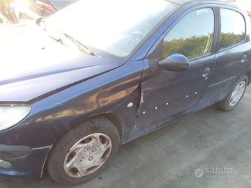 RICAMBI USATI AUTO PEUGEOT 206 1° Serie 8HX (98>0