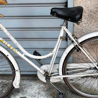 bicicletta donna freni a bacchetta